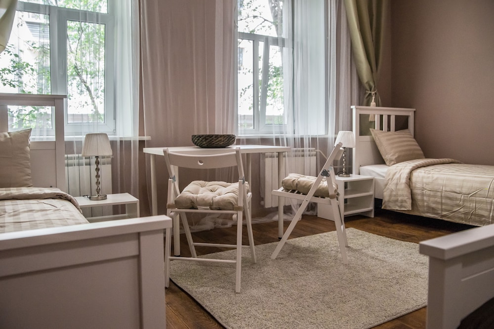 Hostel Esenin