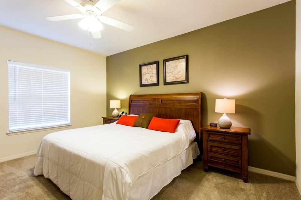 Your VIP Home Near Disney 25107