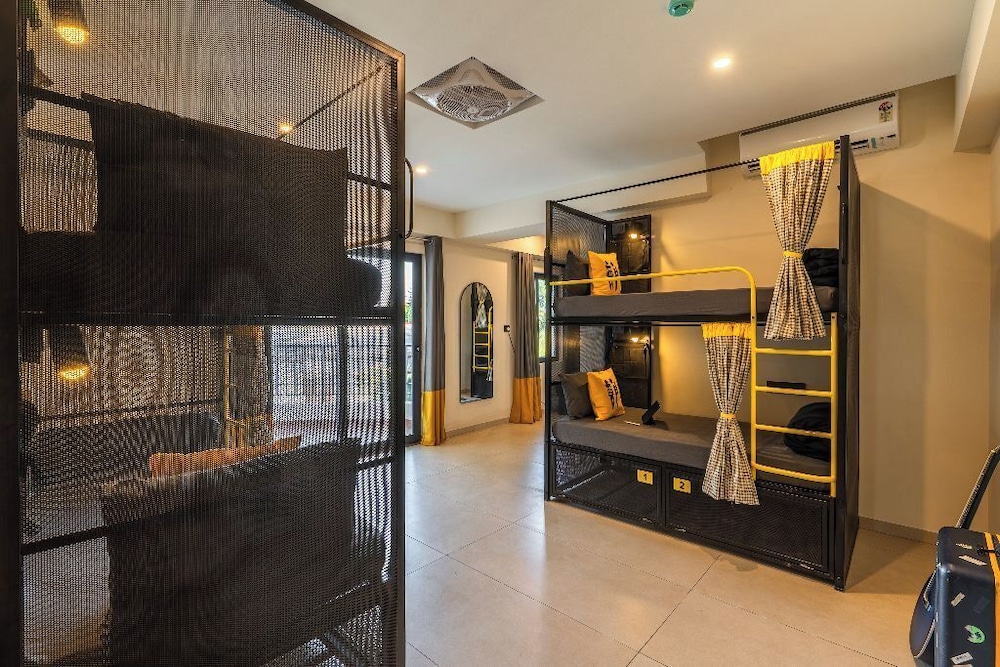 The Hosteller Bam Goa Calangute