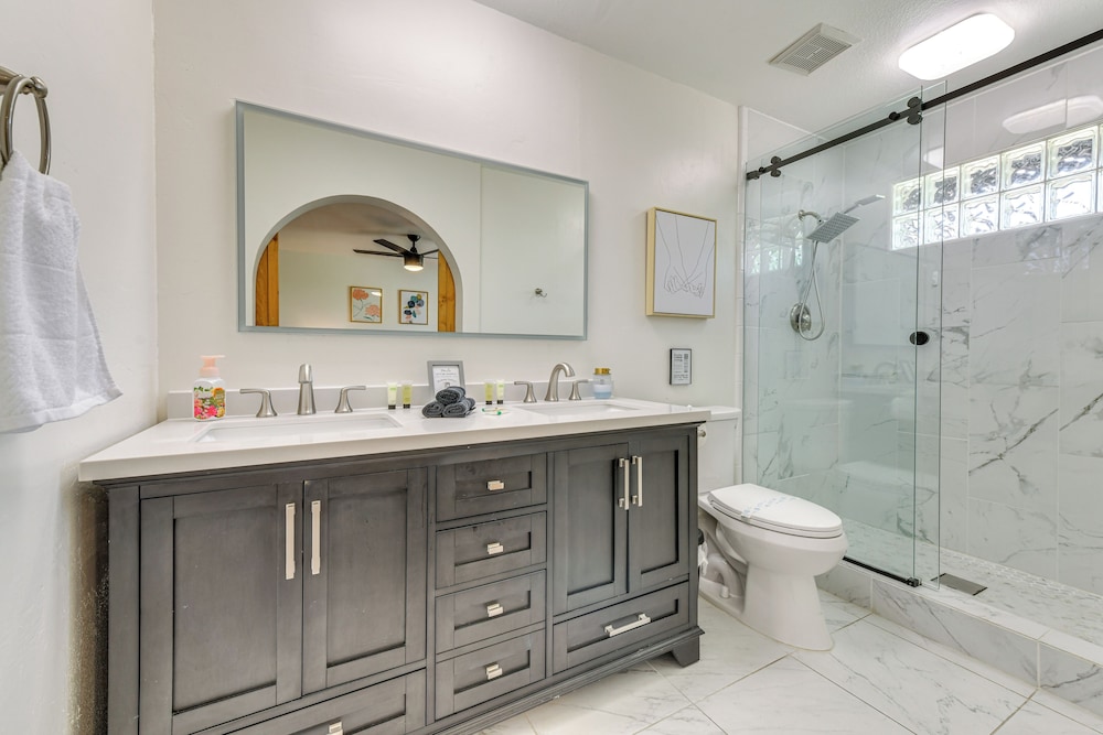 Spacious Desert Oasis in Mesa w/ Private Pool!