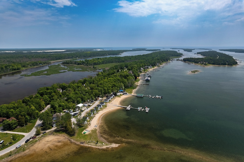 Les Cheneaux Islands Retreat 2: Boat, Fish & Swim