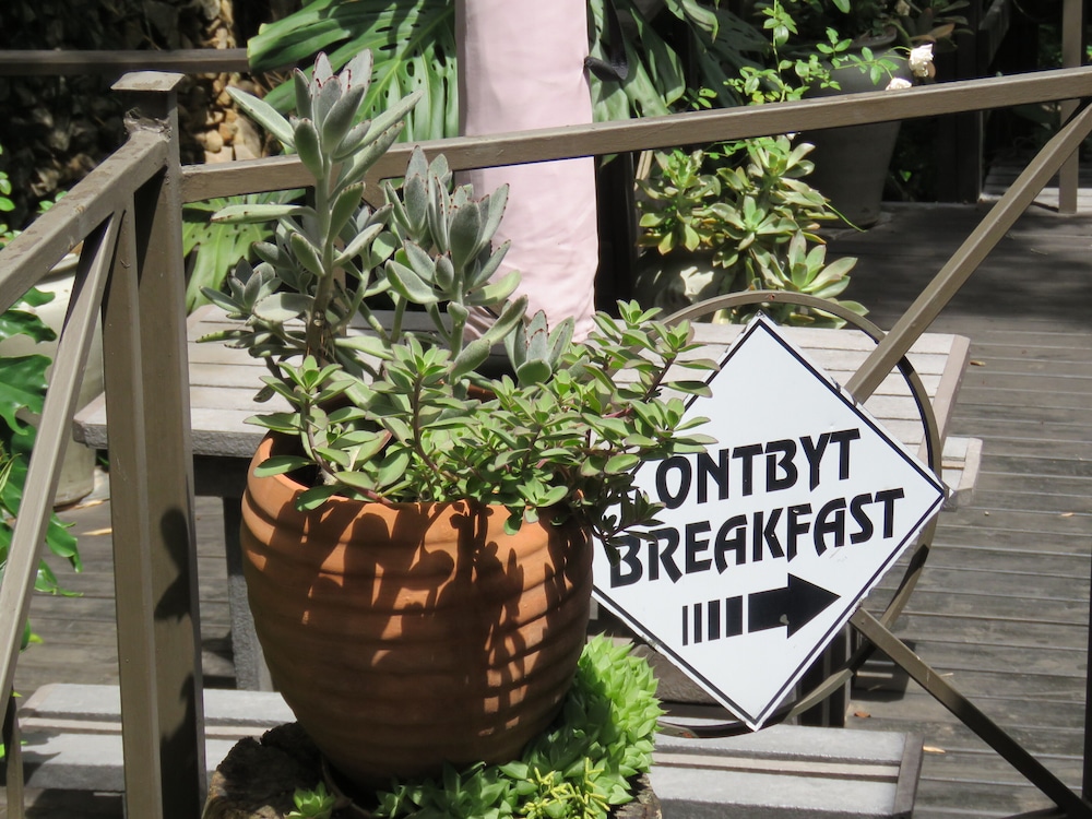 Lost Trail Bed and Breakfast