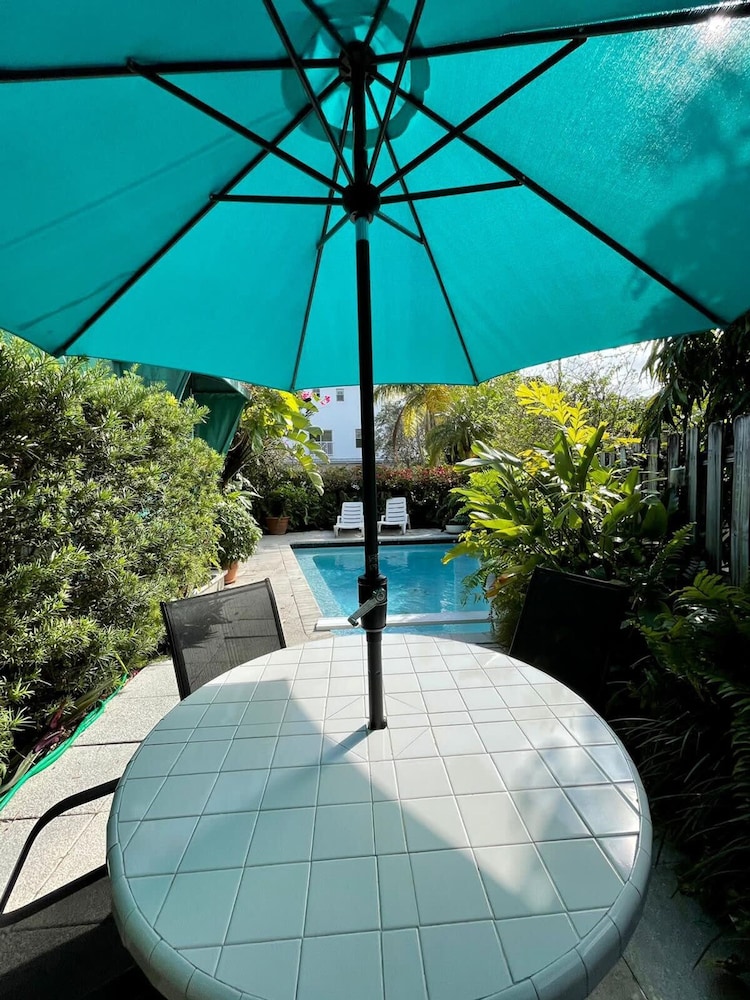 Welcoming Airbnb Walkig Distance to Las Olas Blvd
