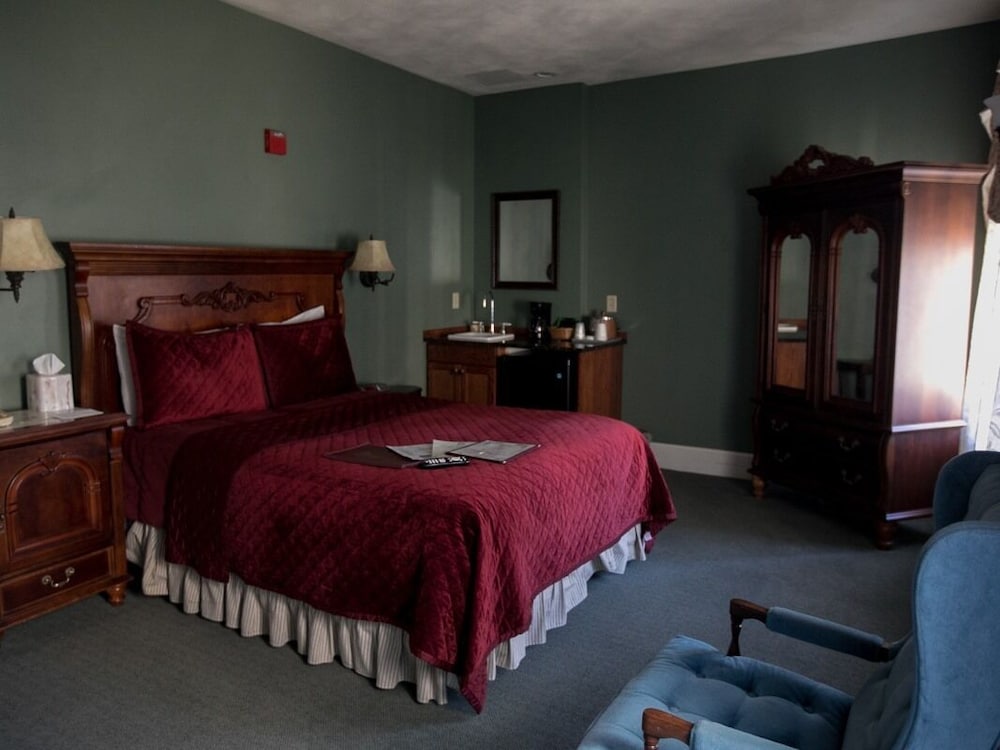 Hotel Ruby Marie