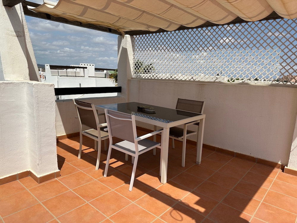2 Bed Penthouse in Condado de Alhama Naranjos 4