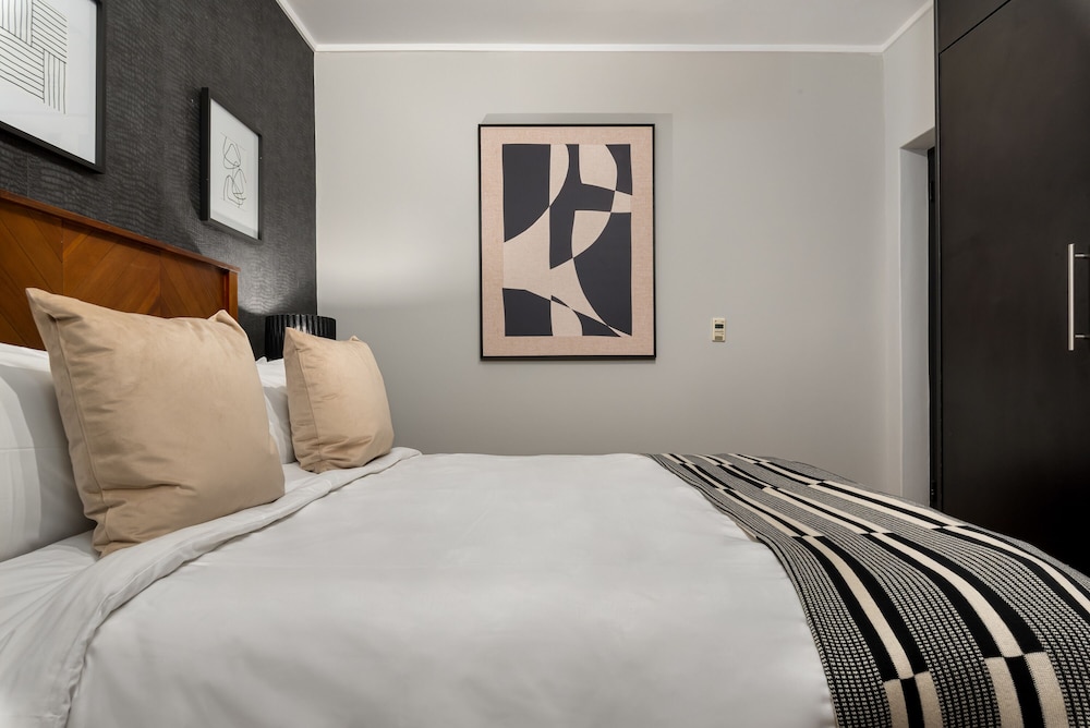 Rockwell 221 by Ctha