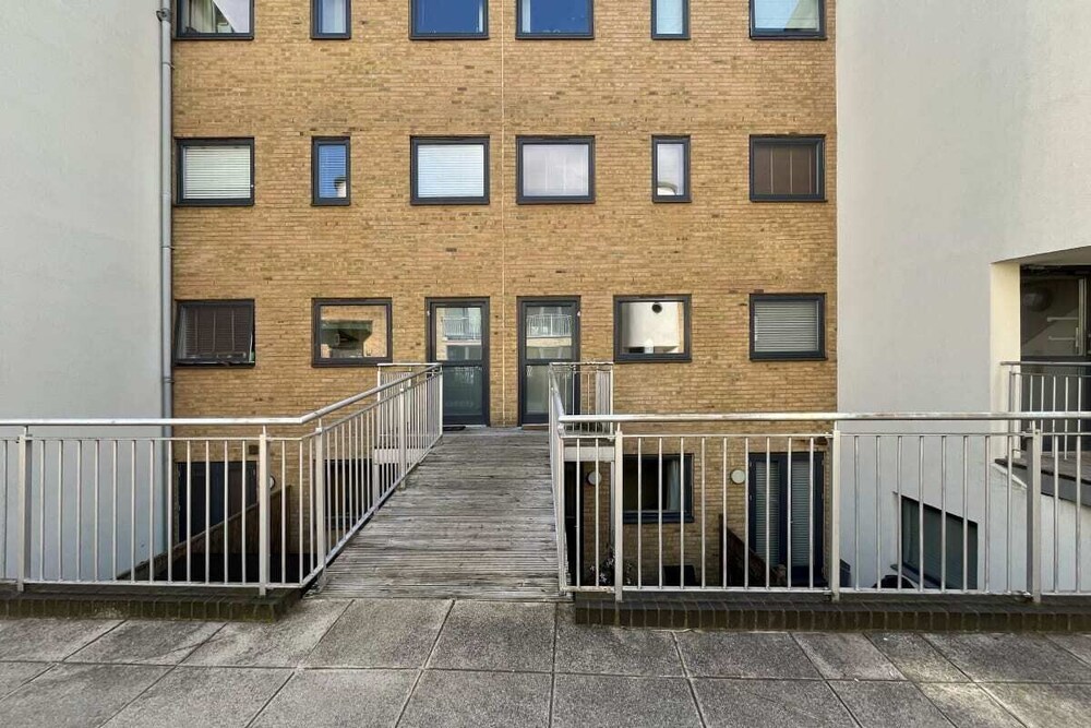 The Queen's Park Getaway - Adorable 2bdr Flat With Terrace