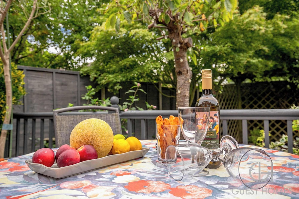 Host Stay Pirie Avenue