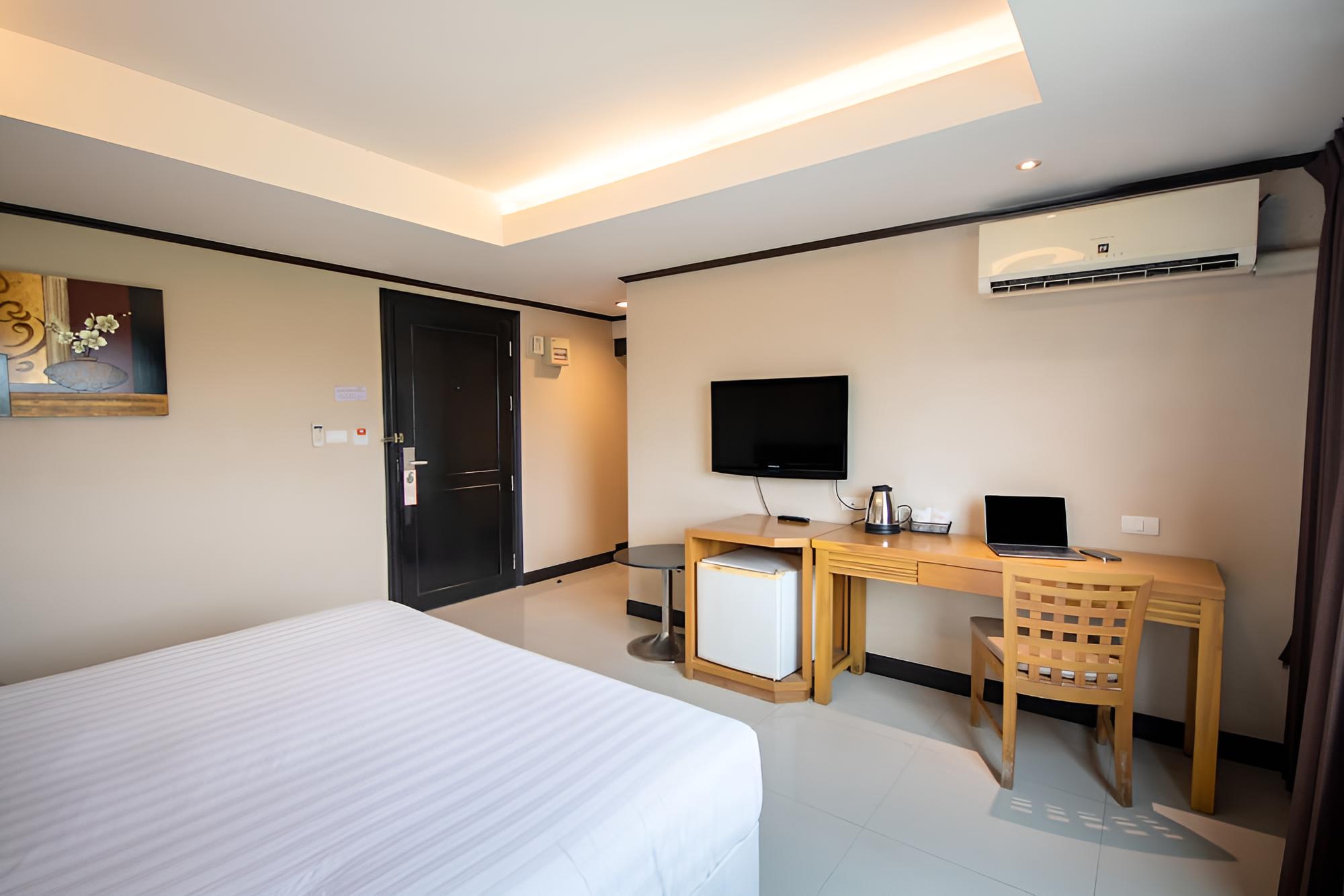 Avana Hotel and Convention Centre