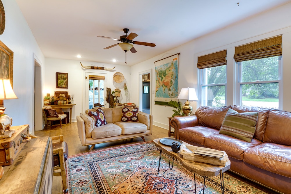 Springfield Vacations - Whimsical Cottage Near Springfield Art Museum! - Property Image 33