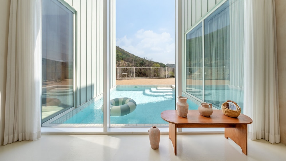 Laetari Pension, Gyeongju