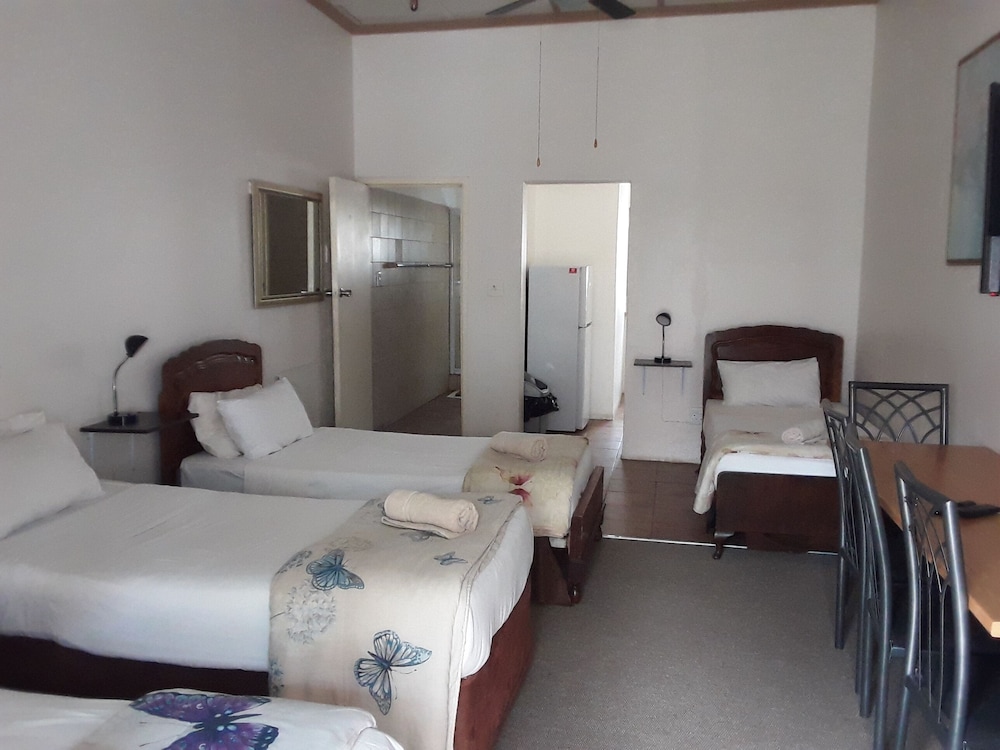 Boer And Brit Self Catering Guest House