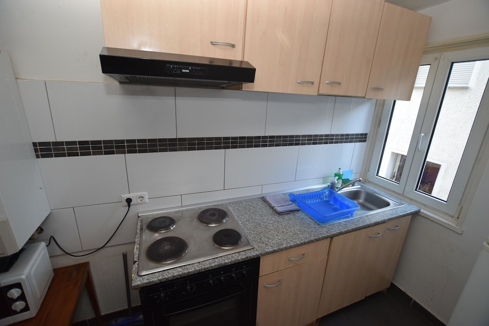 AB Apartment 15 en Stuttgart — kitchen