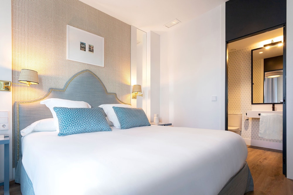Luxury Apartment Torre del Oro View II