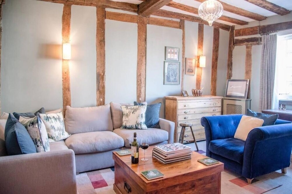 Sudbury Vacations - Rose Cottage Lavenham - Property Image 18
