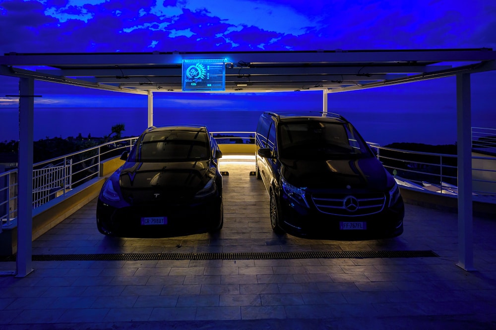 BM SUITE VILLA