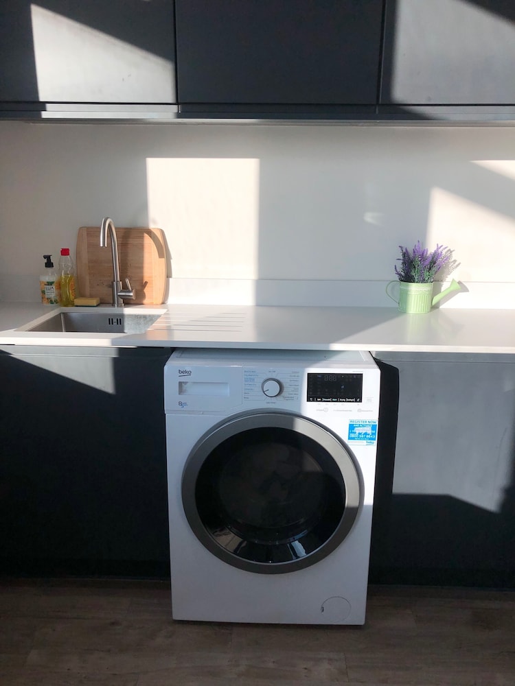 Central Trafford Apartment Free Parking