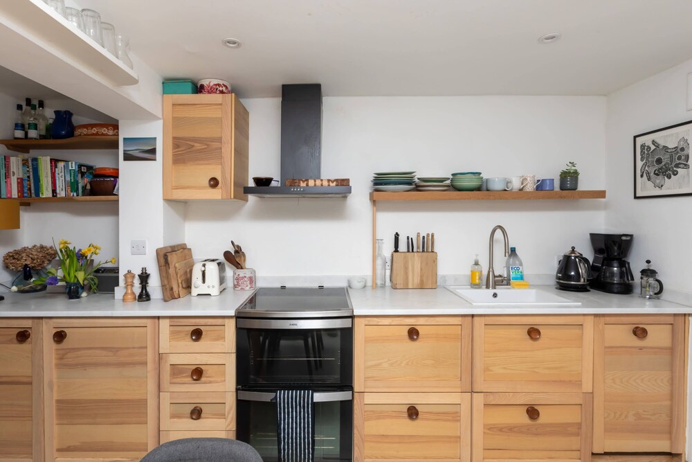 Charming 2BD Georgian Town House - Camden Town