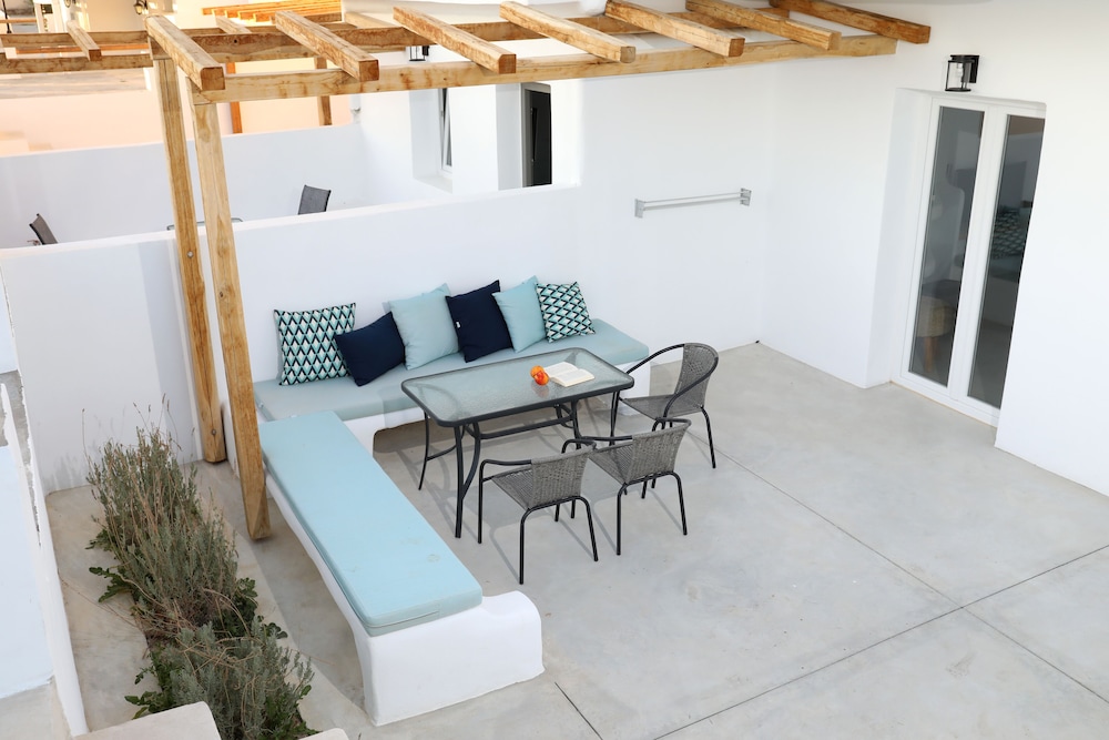 Hotel Irida Vacation Suites