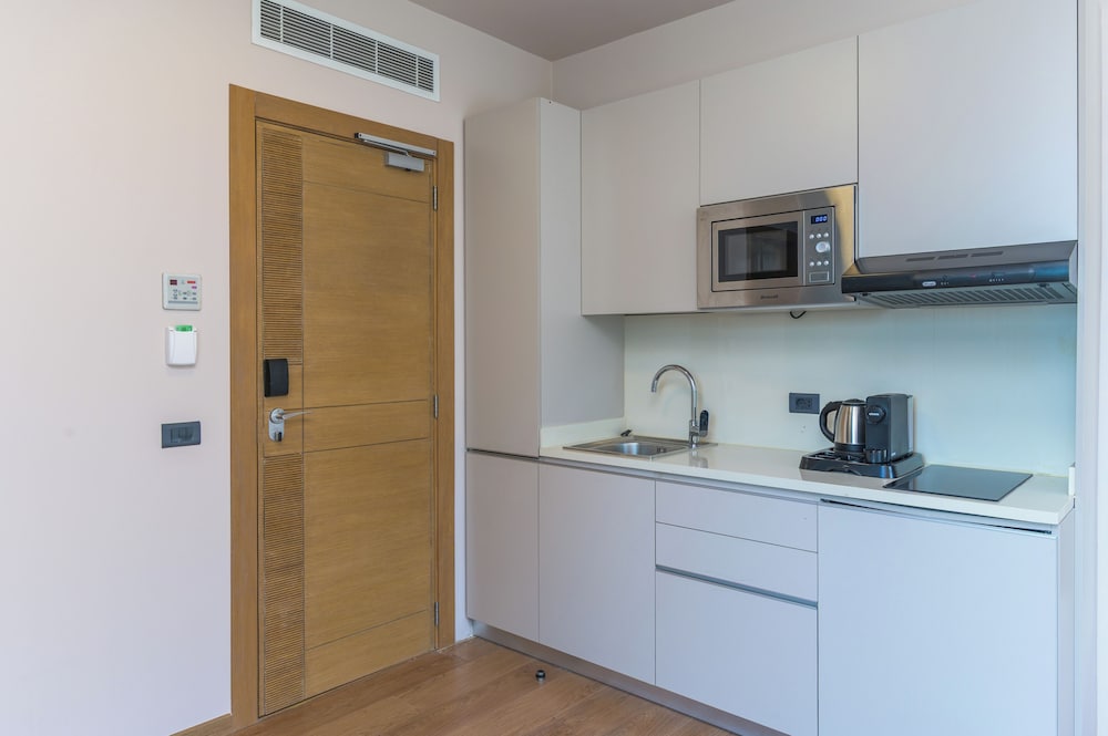 Jounieh Living - Residences by Local Host