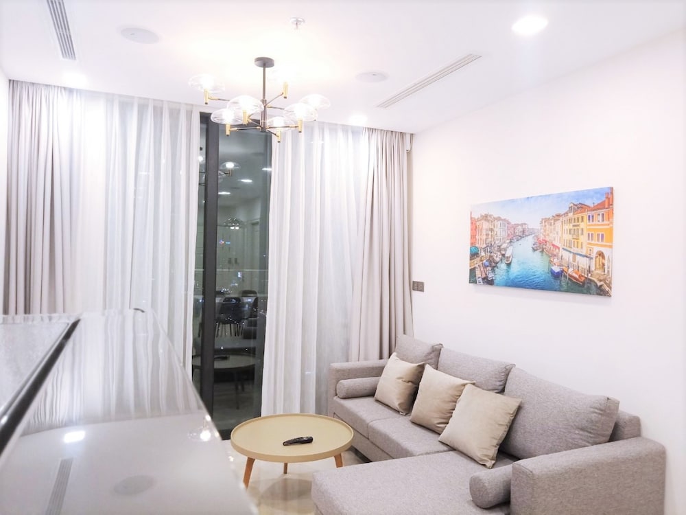 Saigon House Vinhomes Golden River