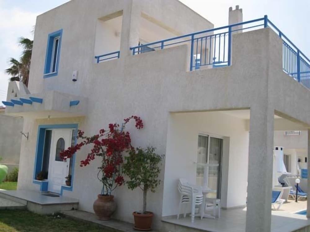 Philippos Villas