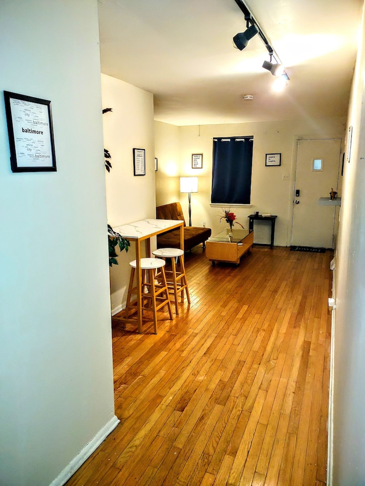 HarlemHouse - Property Image 13