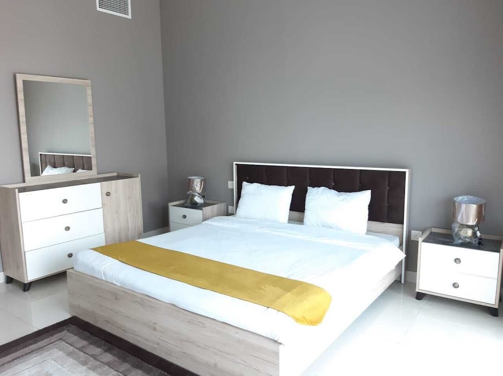 Golden Stay Vacation Continental Tower