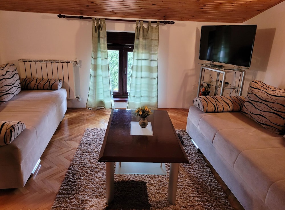 Apartments Villa Dina