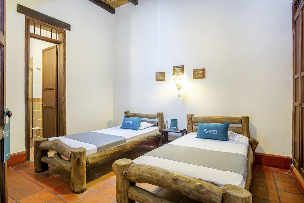 Hotel Colonial Palmira view 3