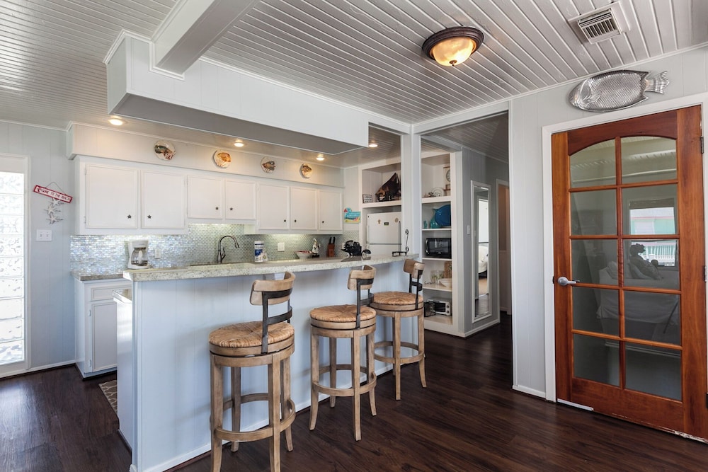 Bermuda Blue by Ryson Vacation Rentals
