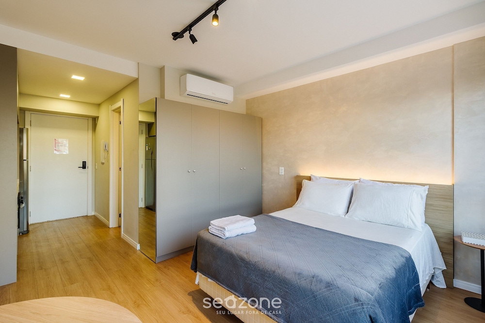 Complete Studio Next to Pucrs Con408