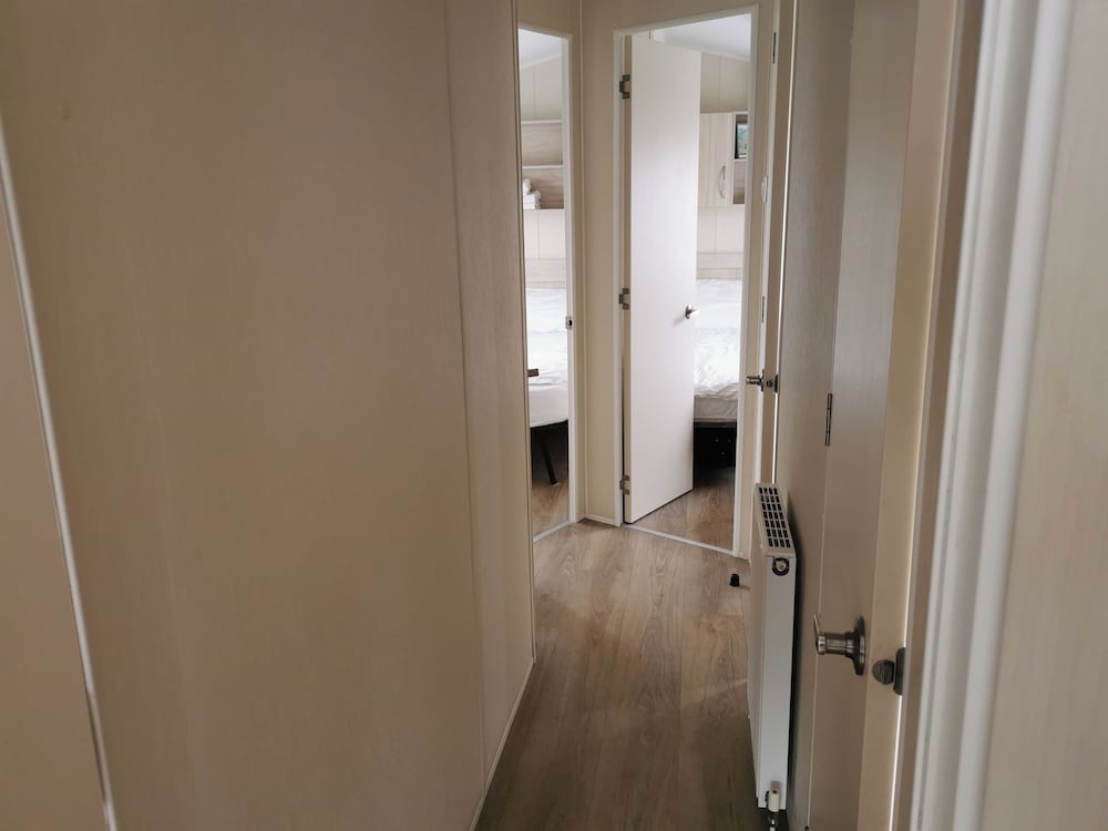 3 Bedroom Mersea Beach Retreat-getaway by the Sea