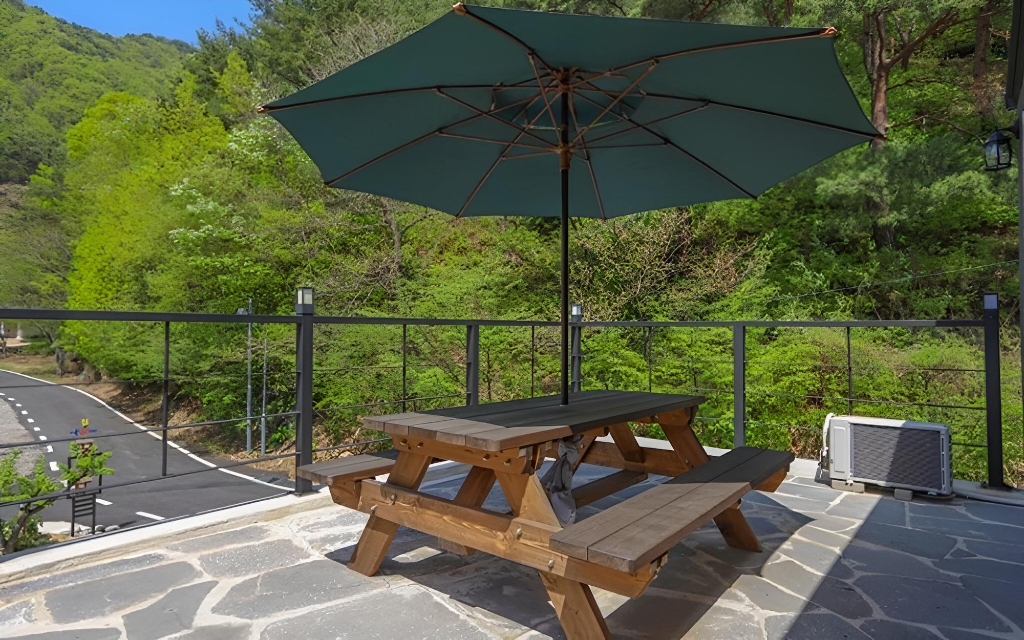 Hadong Dreams Pension view 3