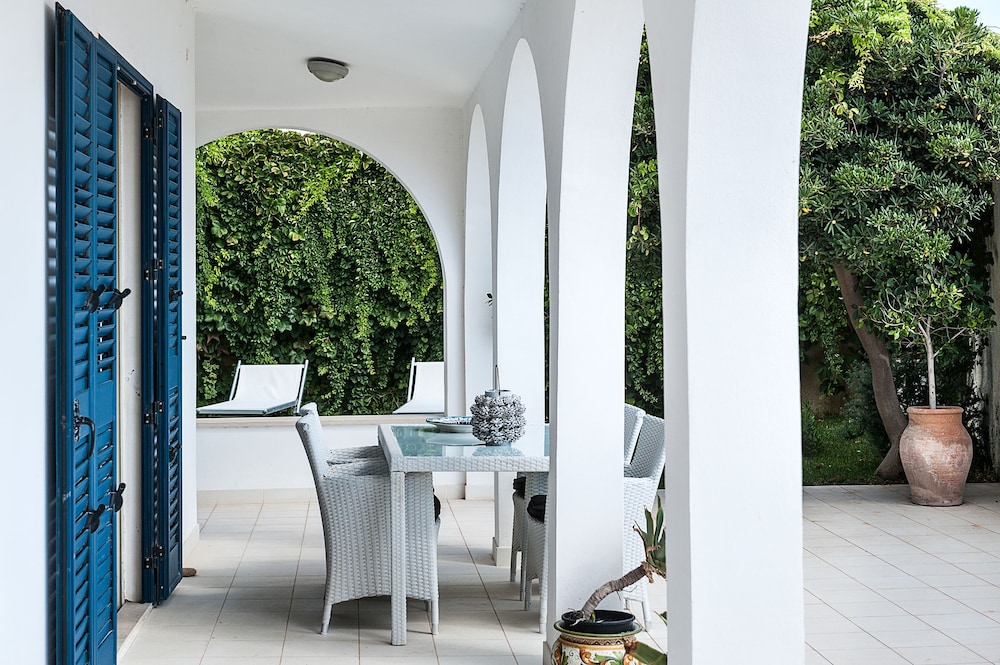 Brezza Marina en Noto — balance & terrace