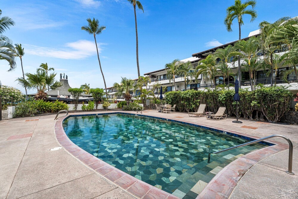 Newly Remodeled - Ocean View - AC - Ground Floor - Vrkcv