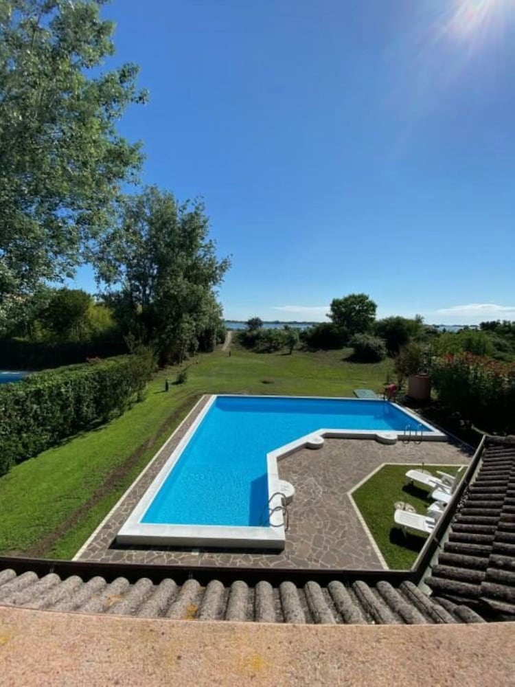 Albarella Villa With sea View and Pool
