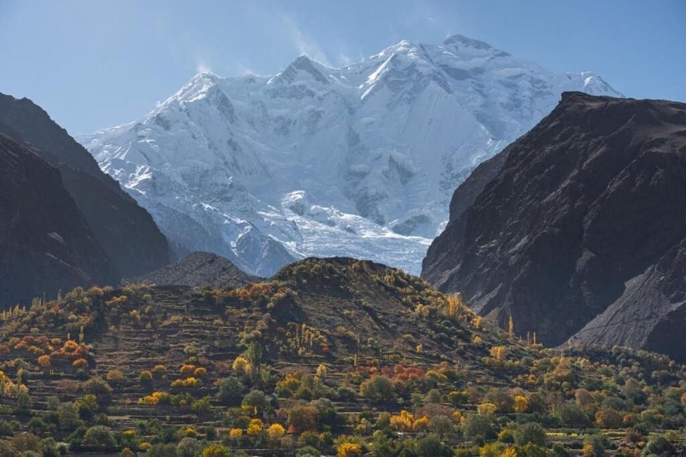 Faizan Guest House Hunza view 4
