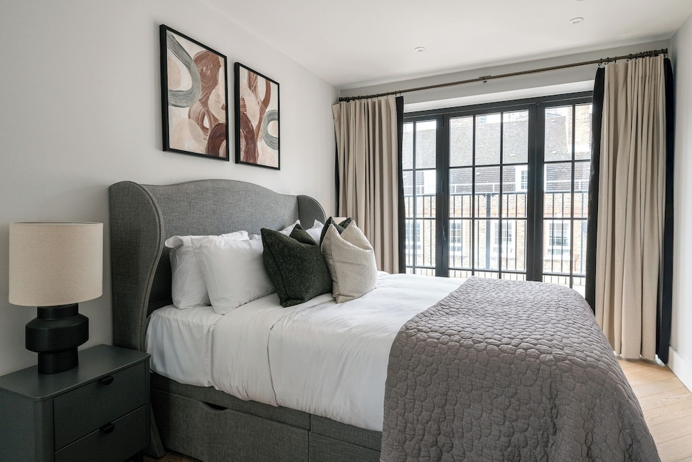 The Spitalfields Works by Urban Rest