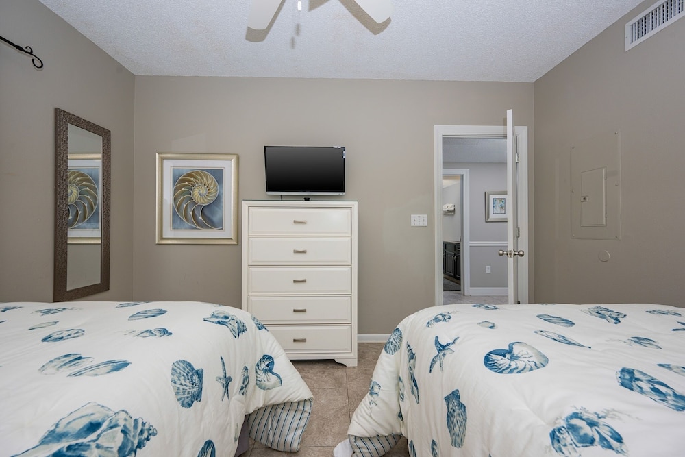 Phoenix X 506 3 Bedroom Condo