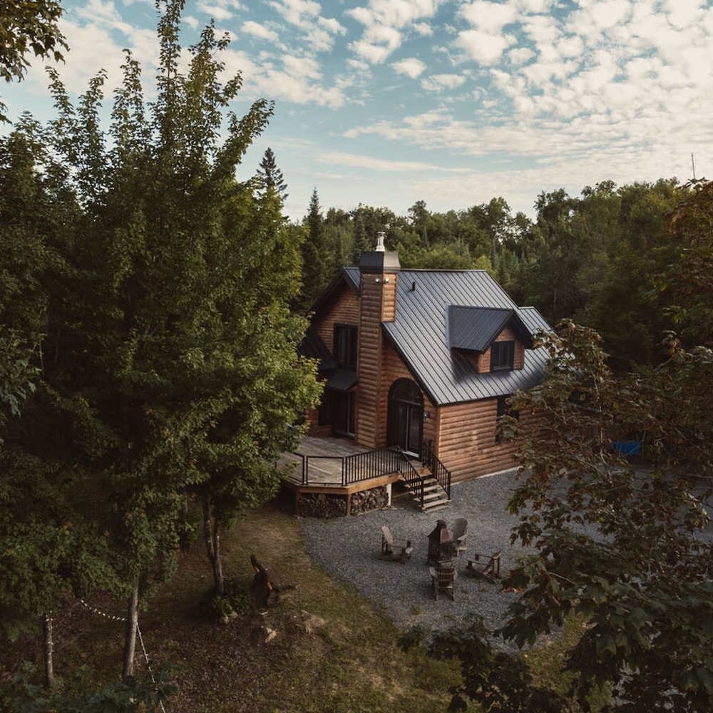 Chalet Bonheur -spa in Nominingue