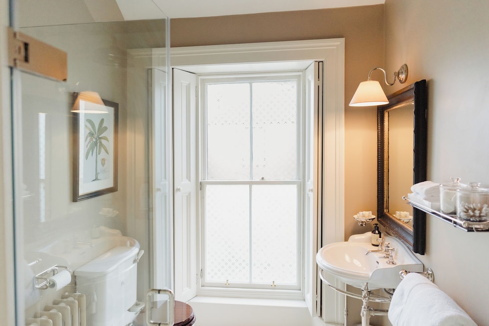 Private and Prestigious Luxury Home