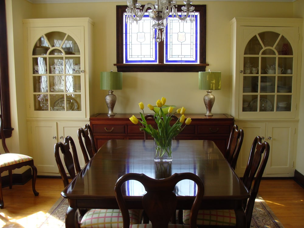 Robinsong Bed and Breakfast