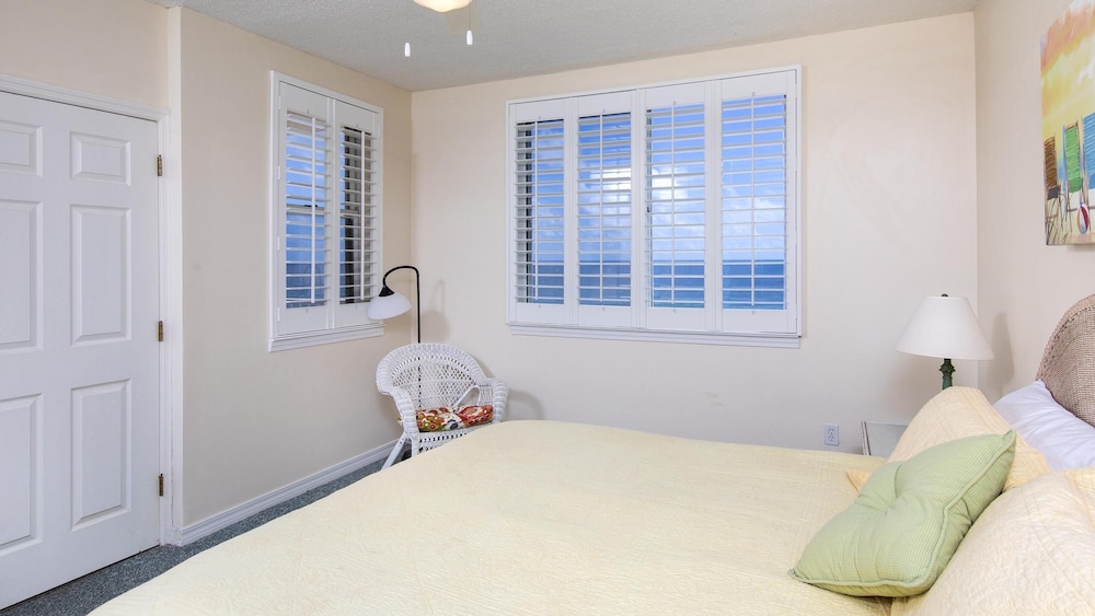 Emerald Key by Southern Vacation Rentals