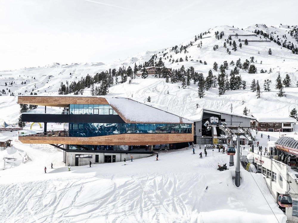 Apartment in Kaltenbach at the ski Slope