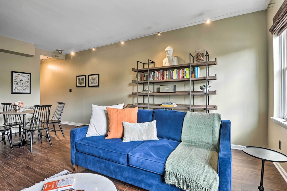 Classic Fells Point Condo on Broadway Square!, photo 25