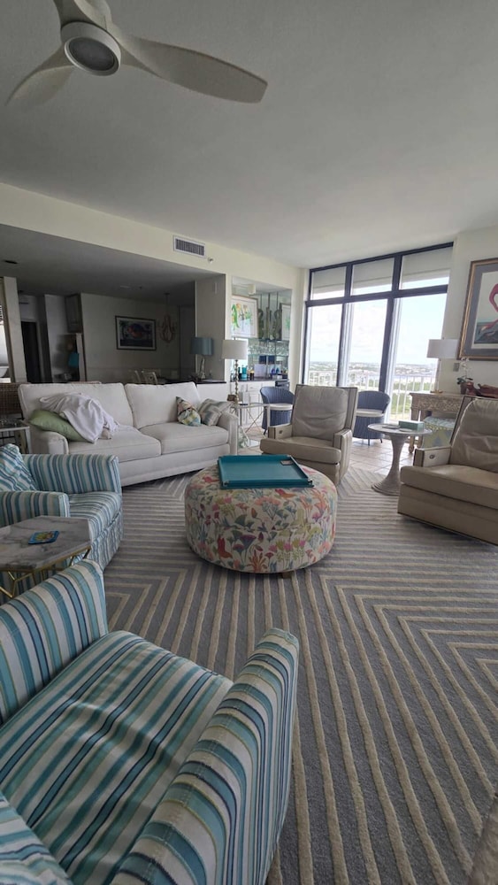 Summerchase Penthouse 1
