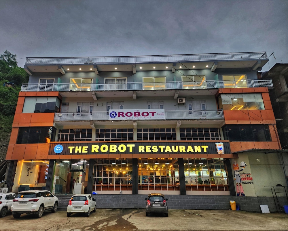 Hotel Robo Nest