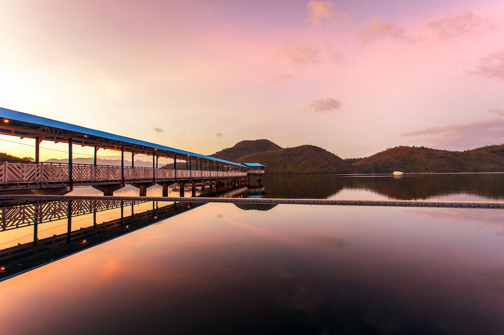 Coron Underwater Garden Resort