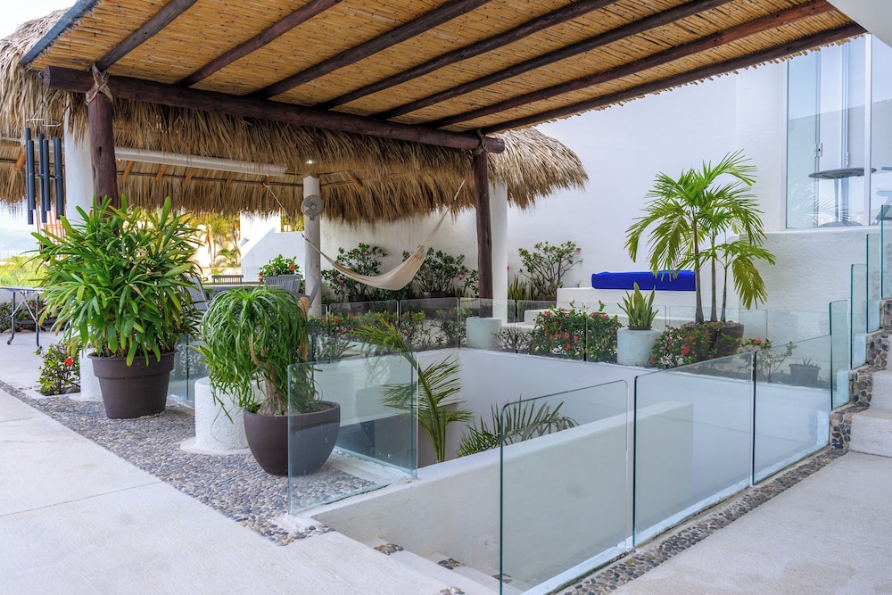 Villa Majum Ocean View Acapulco 5 BDR